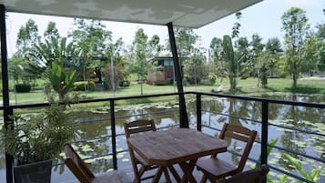 Villa superior | Terraza o patio