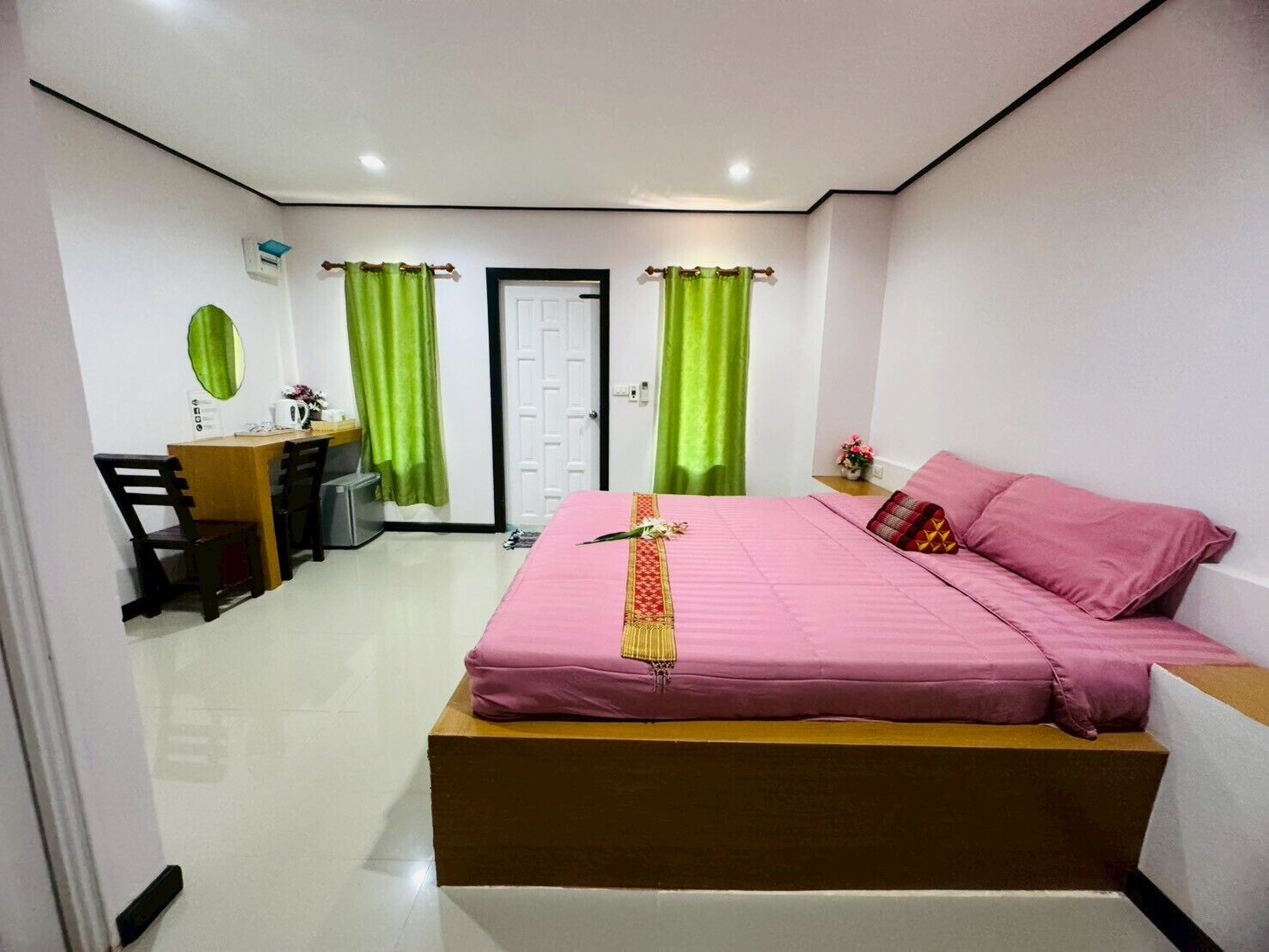 Standard Bungalow | Free WiFi