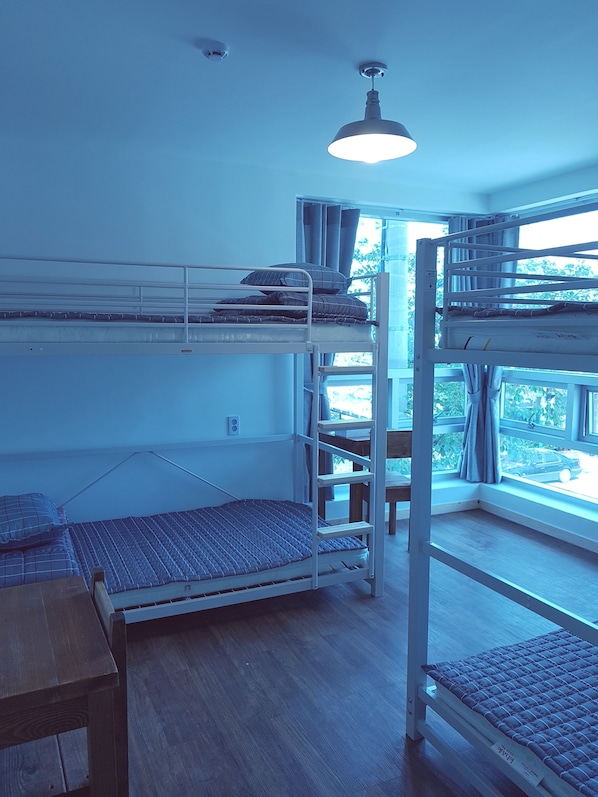 Economy Shared Dormitory, Mixed Dorm