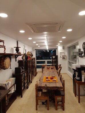 Reception hall - Hostel Foryou (Yeosu)