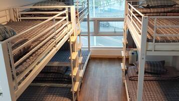 Family Shared Dormitory, Mixed Dorm | Egyptian cotton sheets, premium bedding, desk, blackout curtains