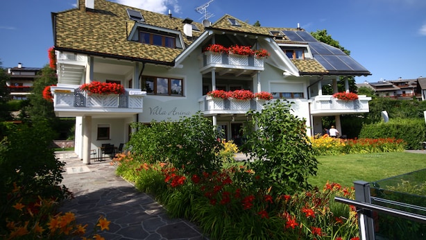 Front of property - Villa Anina (Renon)