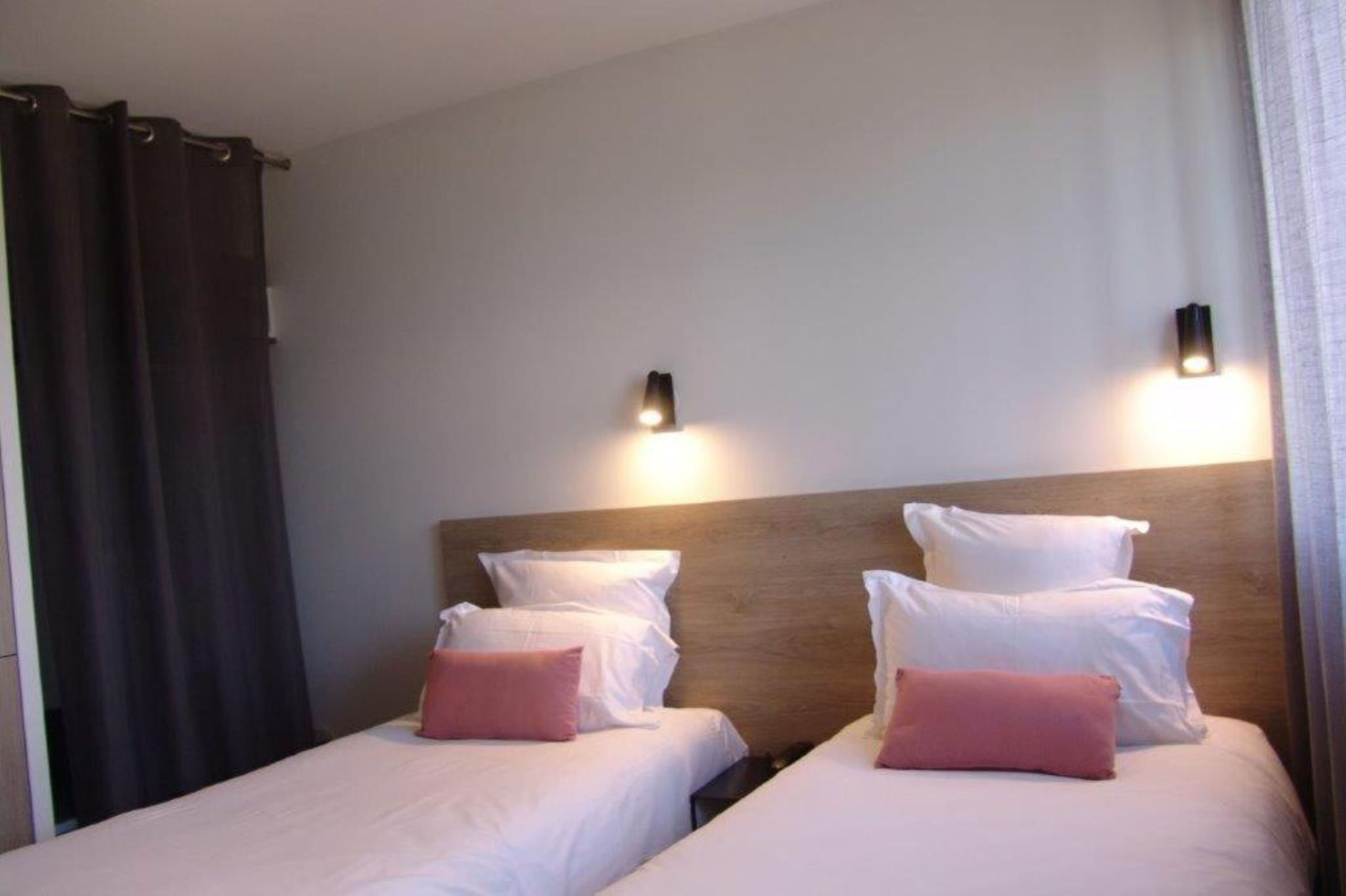 premium bedding, in-room safe, desk, soundproofing