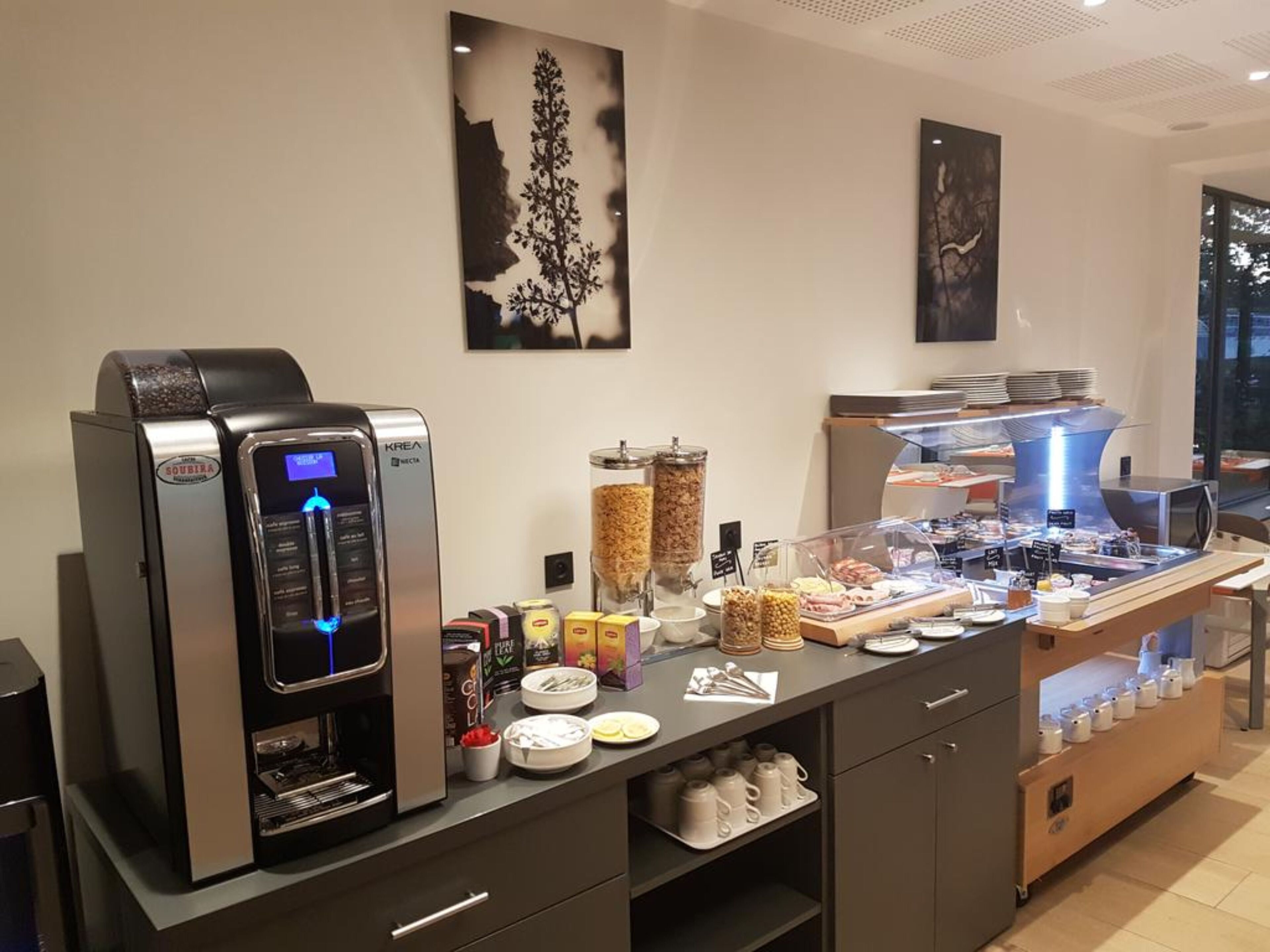daily buffet breakfast (eur 13.50 per person)