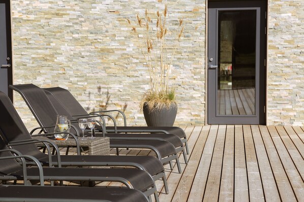 Sun deck - Läätsa Holiday Homes (Läätsa)