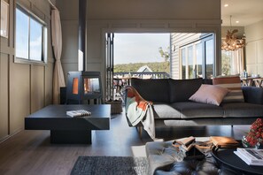 独立别墅, 3 间卧室 | 客厅 | 电视、壁炉