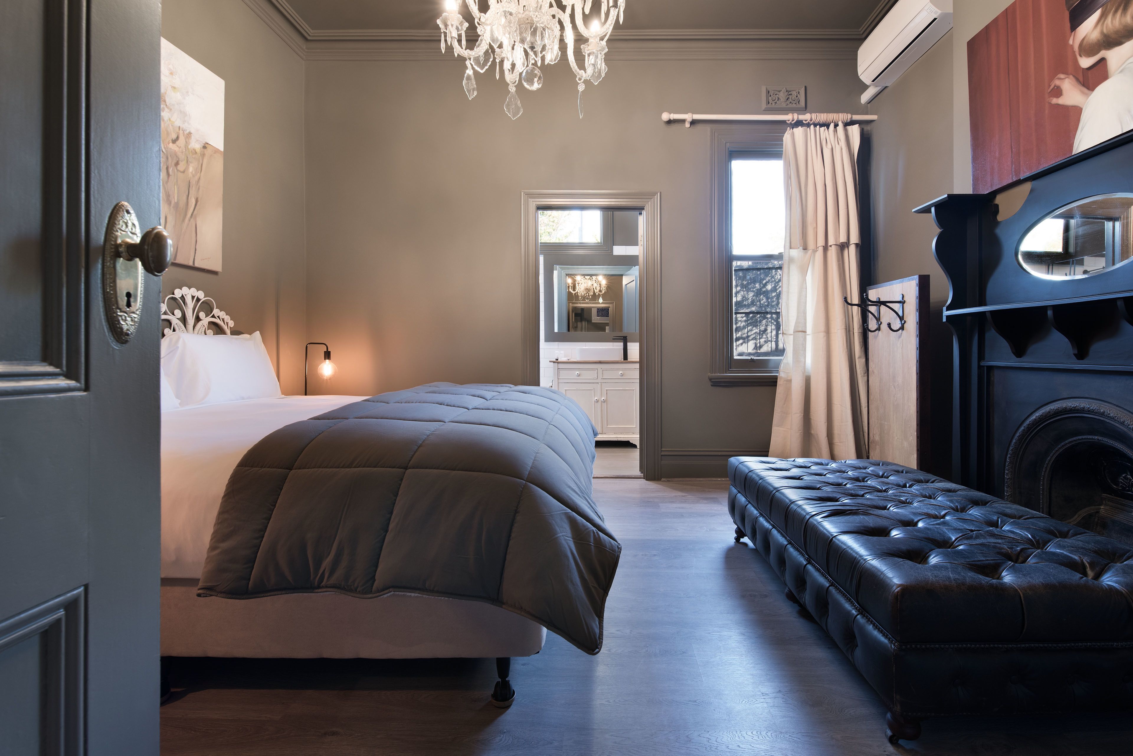 3 chambres, fer et planche à repasser, Wi-Fi gratuit, draps fournis