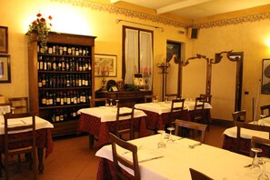Dîner et souper servis sur place