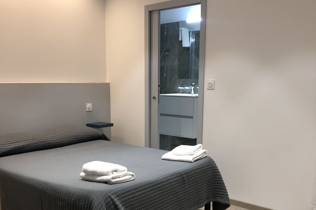 Vierpersoonskamer | 1 slaapkamer, individueel gedecoreerd, individueel gemeubileerd