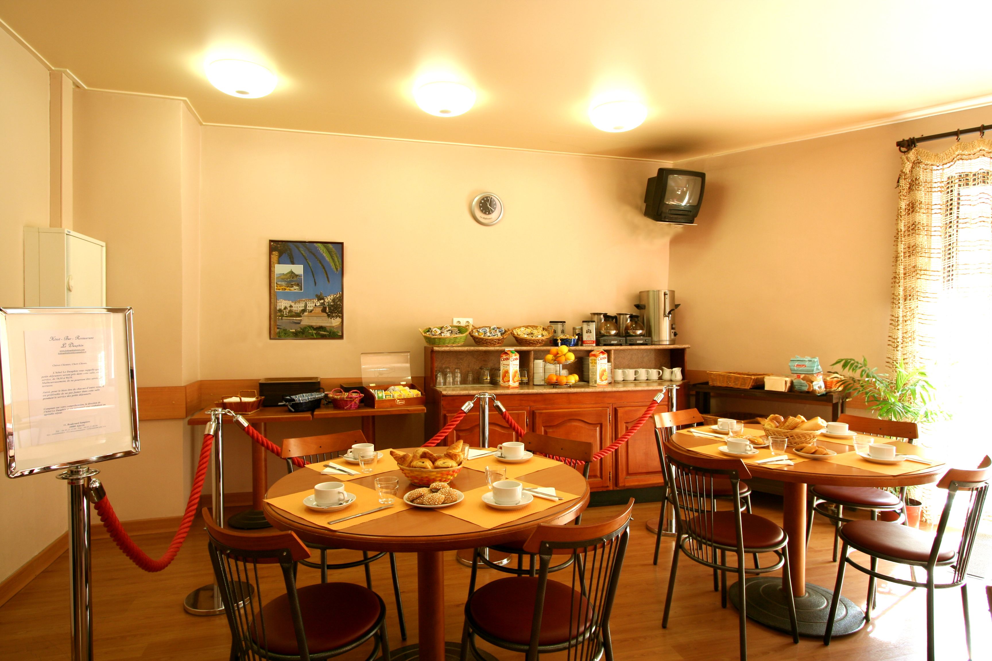 daily buffet breakfast (eur 9.5 per person)