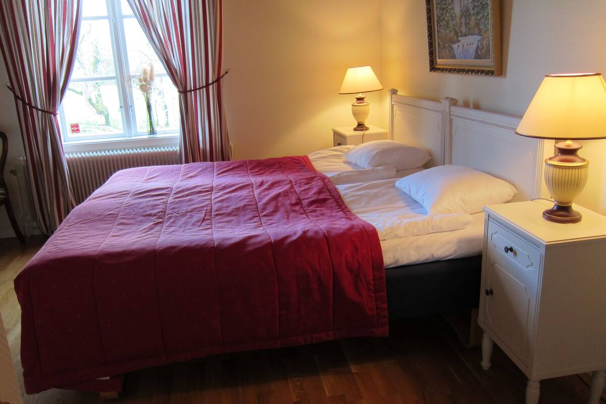 double room | individually decorated, individually furnished, blackout curtains