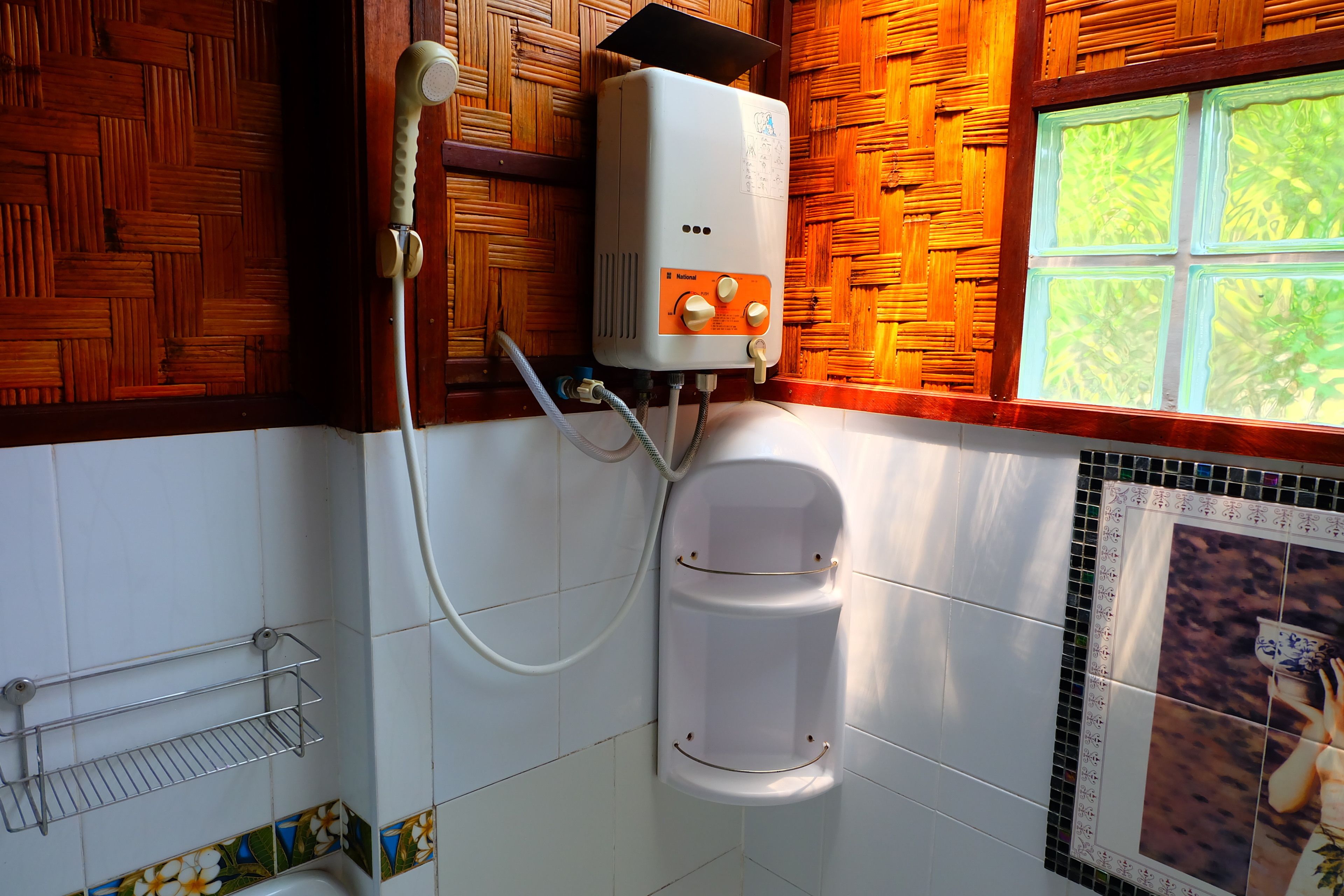 supreme bungalow | bathroom shower