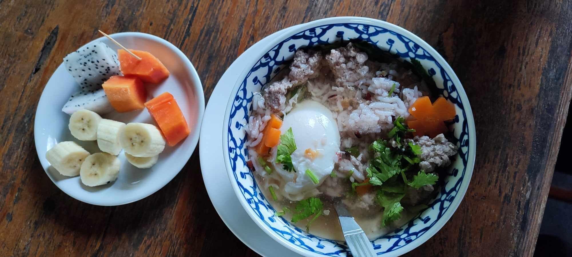 daily continental breakfast (thb 130 per person)