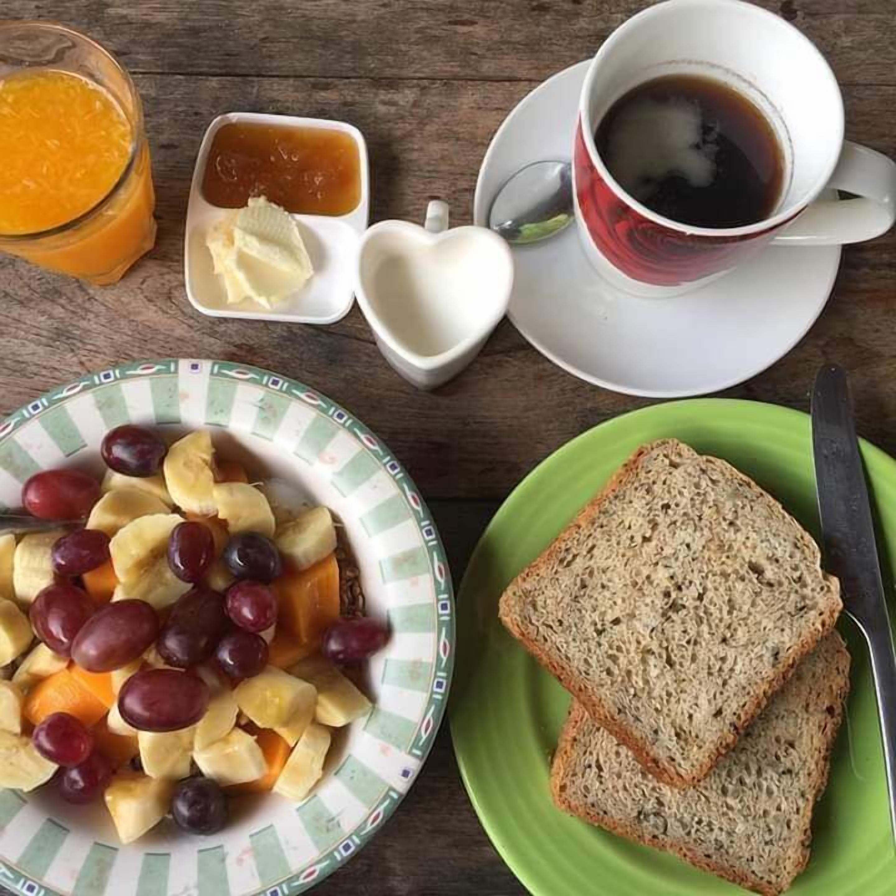 daily continental breakfast (thb 130 per person)