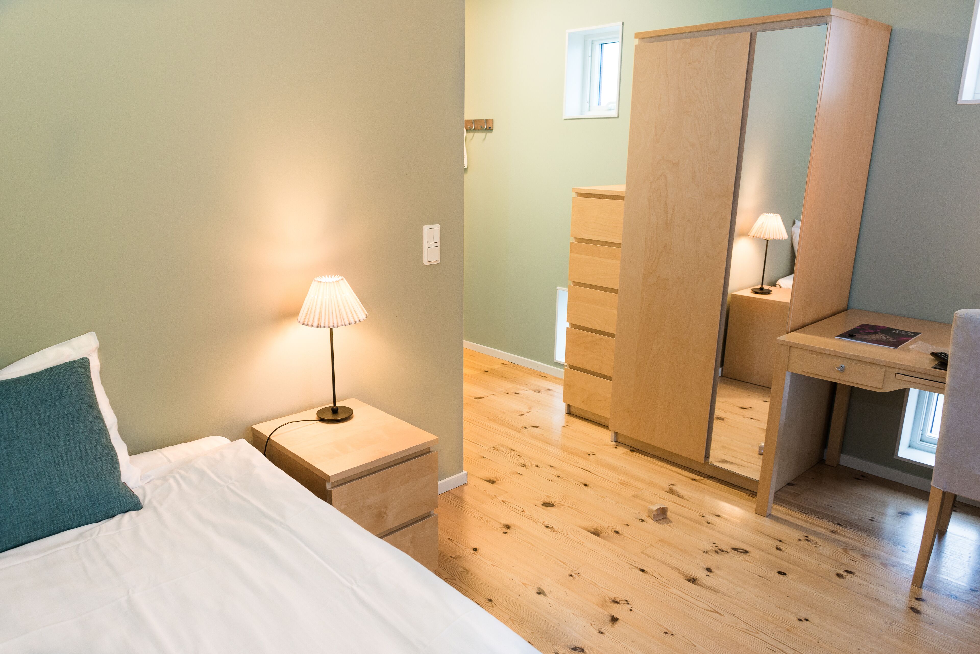 standard single room | pillow-top beds, desk, laptop workspace, blackout curtains