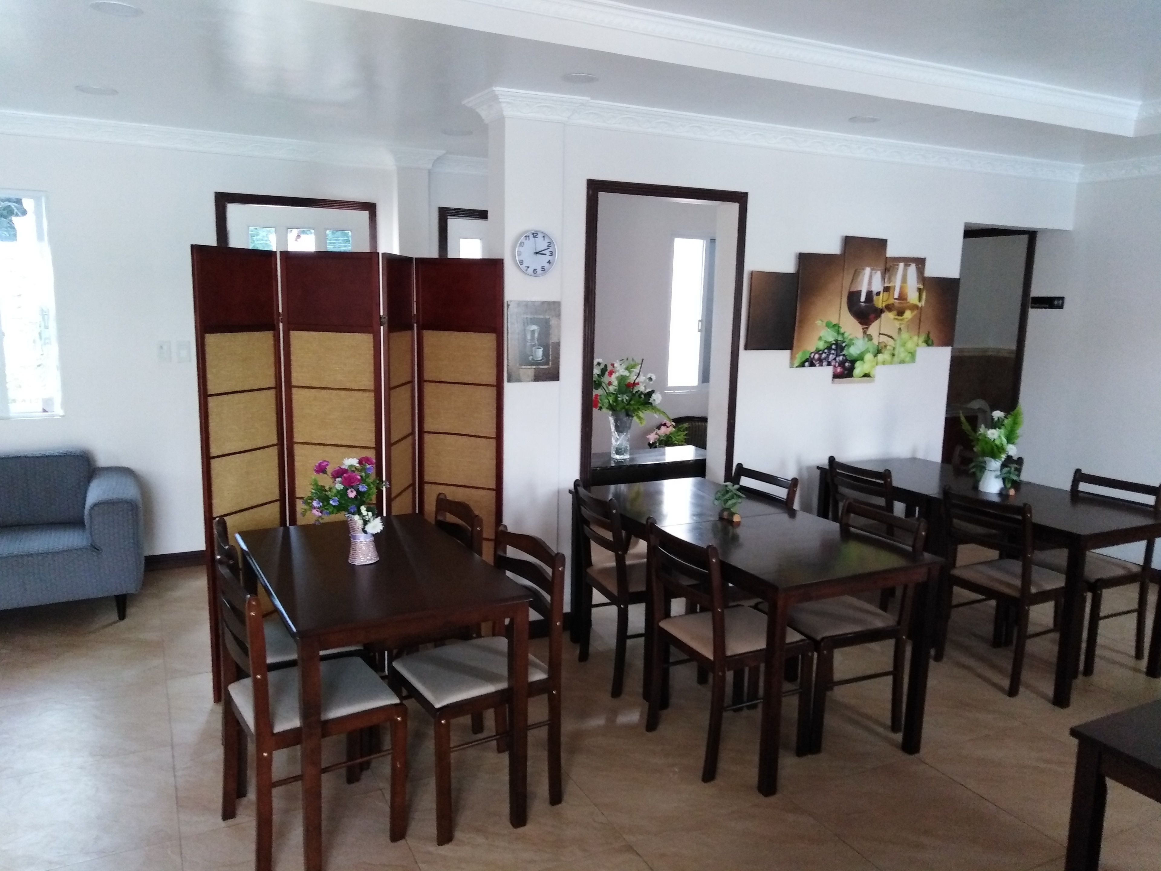 breakfast, lunch served; local and international cuisine, pool views