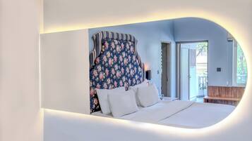 Super Deluxe With Balcony | 1 bedroom, Egyptian cotton sheets, premium bedding, memory-foam beds