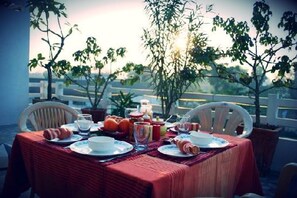 Food and drink - Girisadan Homestay (Jaipur)