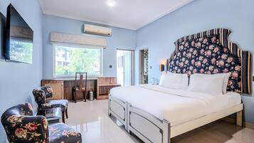 Super Deluxe With Balcony | 1 bedroom, Egyptian cotton sheets, premium bedding, memory foam beds