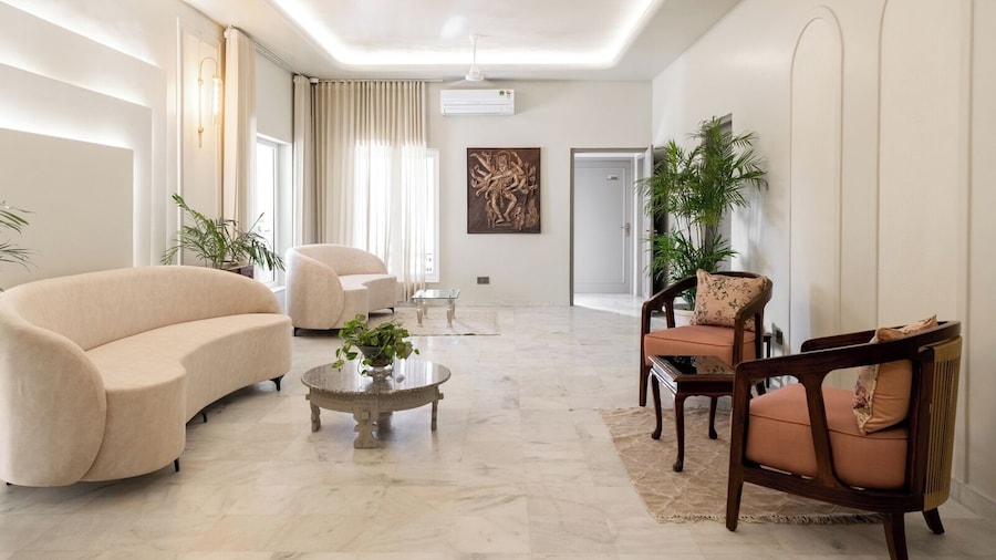 Girisadan - A City Centre Boutique Hotel