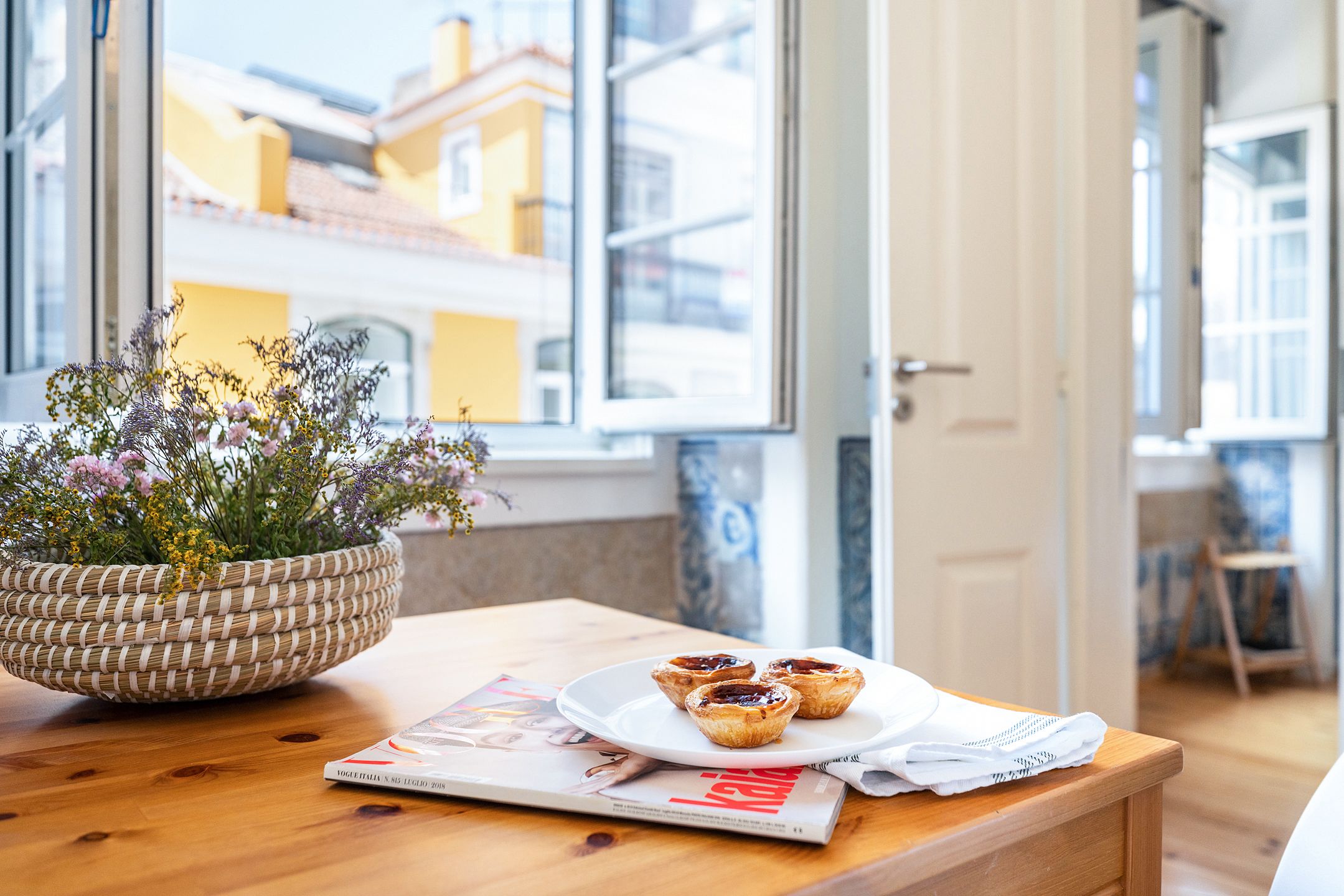 Standard Apartment, 2 Bedrooms | Dining