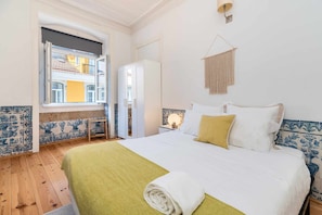 2 chambres, fer et planche à repasser, Wi-Fi gratuit, draps fournis