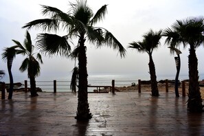 Terrace/patio - Seaview Hotel by Hansa (Batroun)