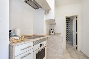 Standard Apartment, 2 Bedrooms, Balcony, City View | Private kitchen | Full-size fridge, microwave, oven, stovetop