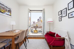 Standard Apartment, 2 Bedrooms, Balcony, City View | Living area | 30-cm LCD TV with cable channels, TV - Gonzalo's Guest Apartments - Downtown Historic Flats III (Lisbon)