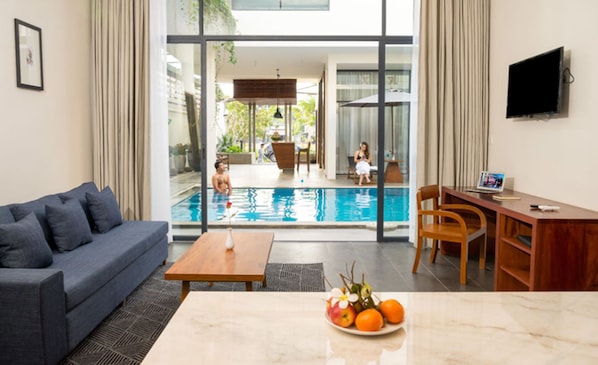 Deluxe Double Suite, Pool View | Pillowtop beds, minibar, in-room safe, desk - Angkor Siesta Villa (Siem Reap)
