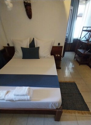 Kahden hengen panoraamahuone, 1 makuuhuone, tupakointi kielletty, merinäköala | Tallelokero huoneessa, yksilöllisesti sisustettu