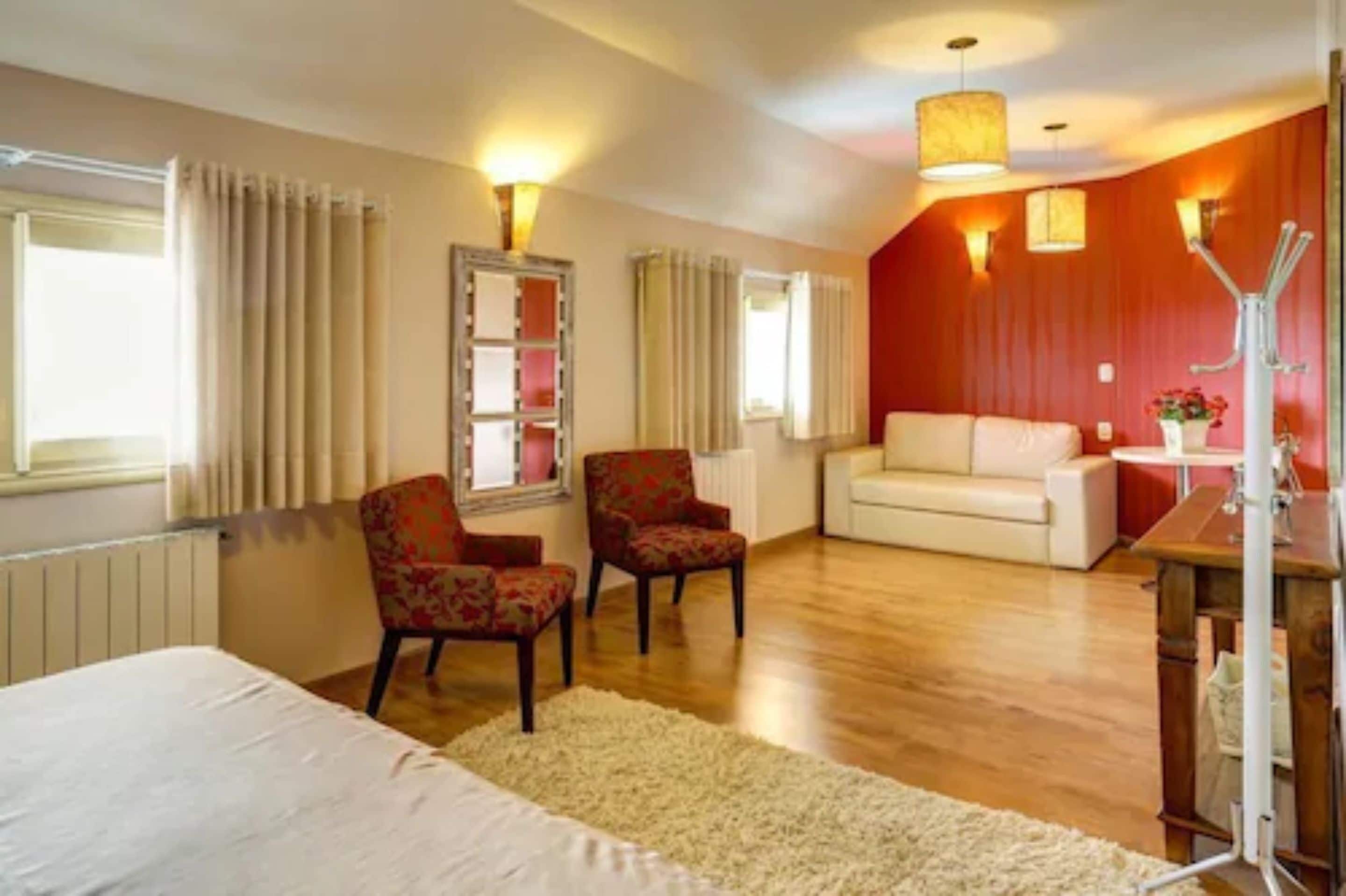 luxury double or twin room | minibar, in-room safe, desk, blackout curtains