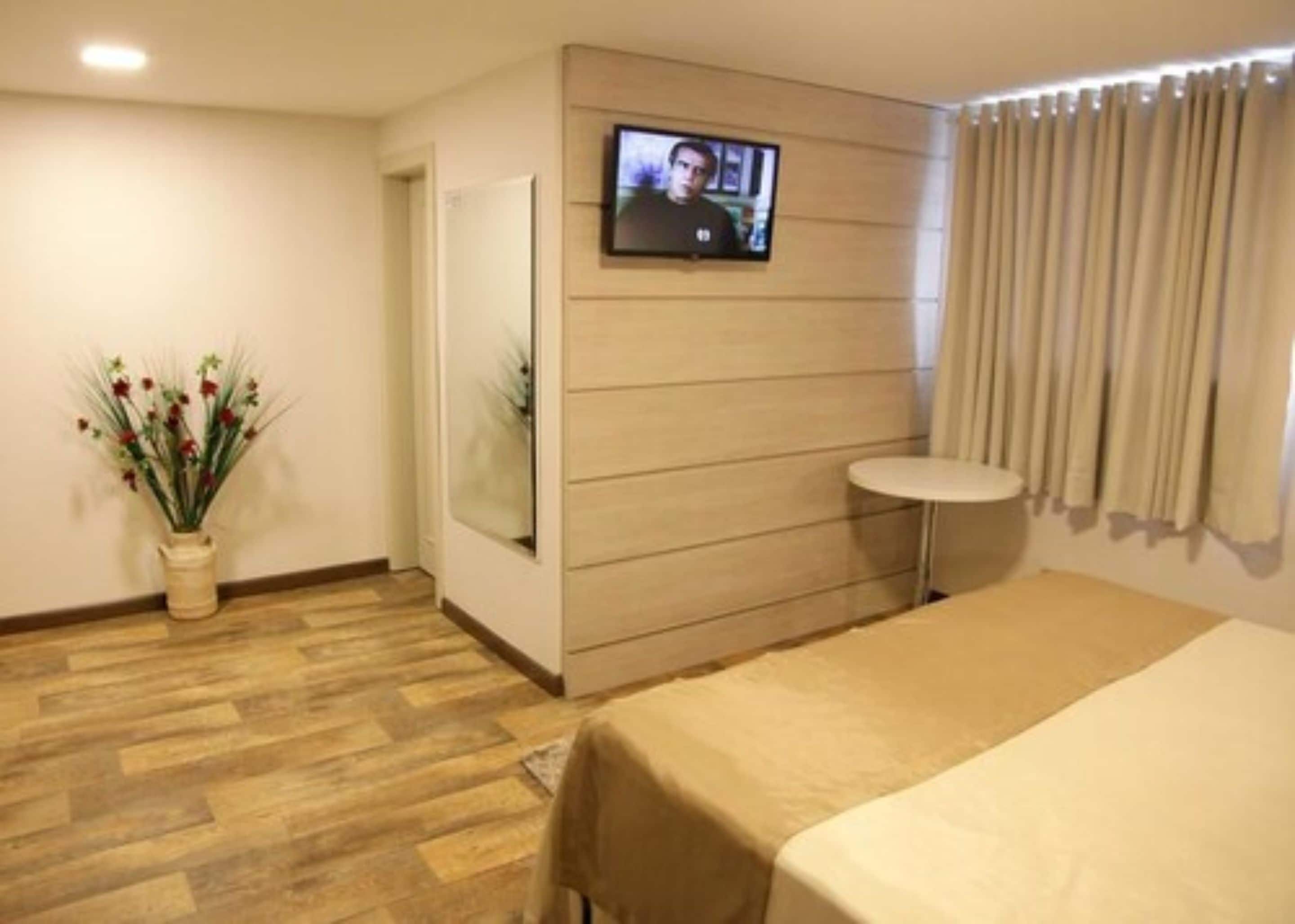 luxury double or twin room | minibar, in-room safe, desk, blackout curtains