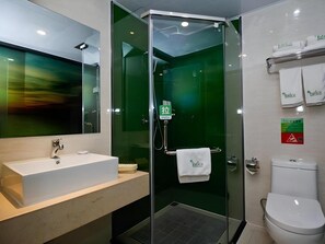 Shower, free toiletries, hair dryer, slippers - Vatica Huainan West Shungeng Road Huili Avenue Hotel (Huainan)