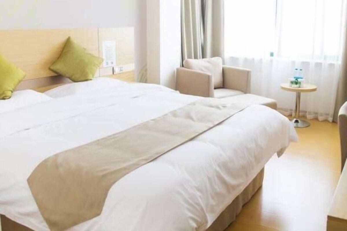 Doppelzimmer | Verdunkelungsvorhänge, Bügeleisen/Bügelbrett, kostenloses WLAN