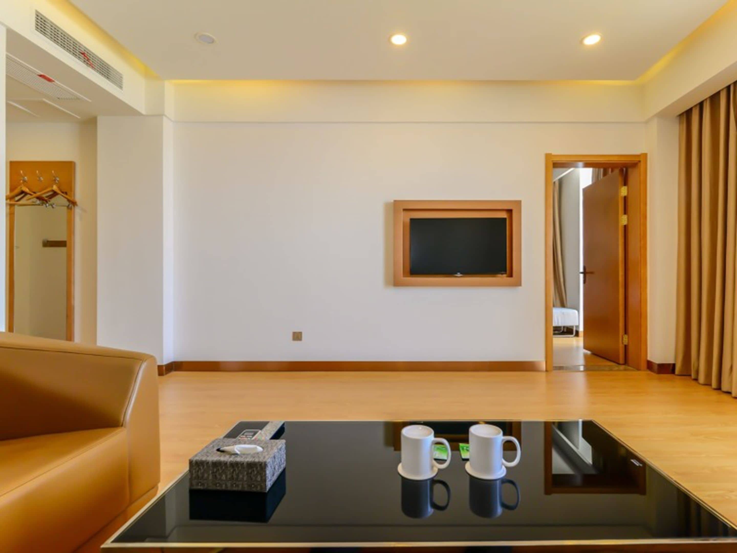 Superior Suite | Blackout drapes, iron/ironing board, free WiFi