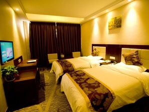 ห้องทวิน | ผ้าม่านกันแสง, เตารีด/โต๊ะรีดผ้า, Wi-Fi ฟรี