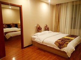 遮光窗帘、熨斗/熨板、免费 WiFi