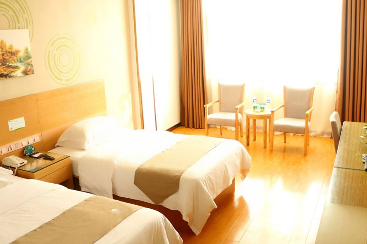 Blackout drapes, iron/ironing board, free WiFi