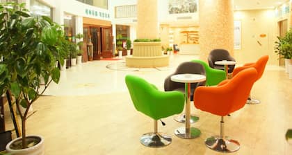 GreenTree Inn Shangrao Guangfeng District Huaxi Auto Trade city Express Hotel