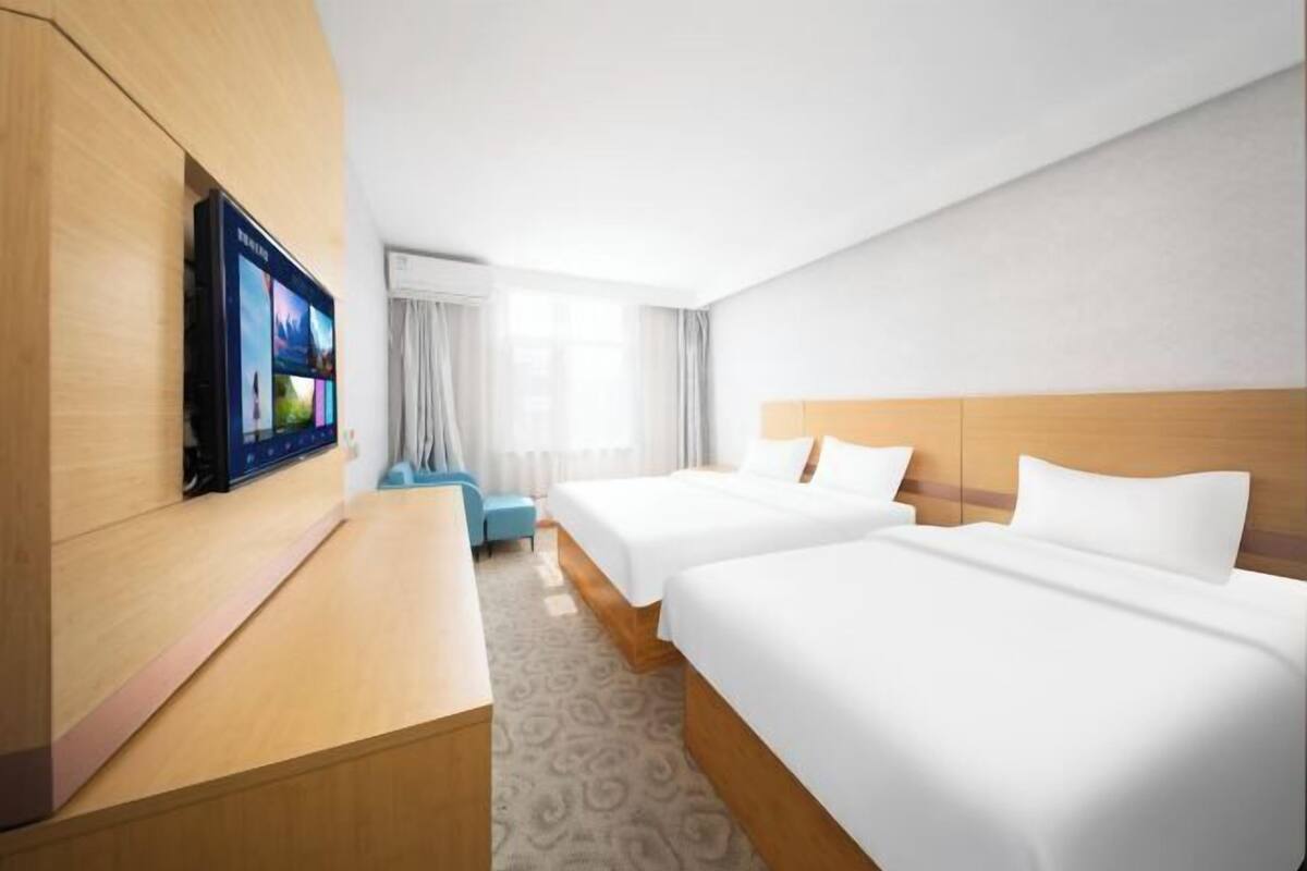 Cortinas blackout, ferros/tábuas de passar roupa, Wi-Fi de cortesia