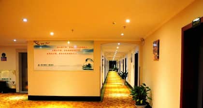 GreenTree Inn Yancheng Dongtai Jianggang Yingbin Road Gangcheng Avenue Hotel