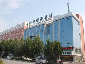 Front of property - GreenTree Inn Liaocheng Chiping East Huixin Road Business Hotel (Liaocheng)
