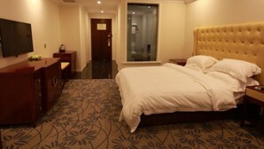 遮光カーテン、アイロン / アイ  ロン台、WiFi (無料)
