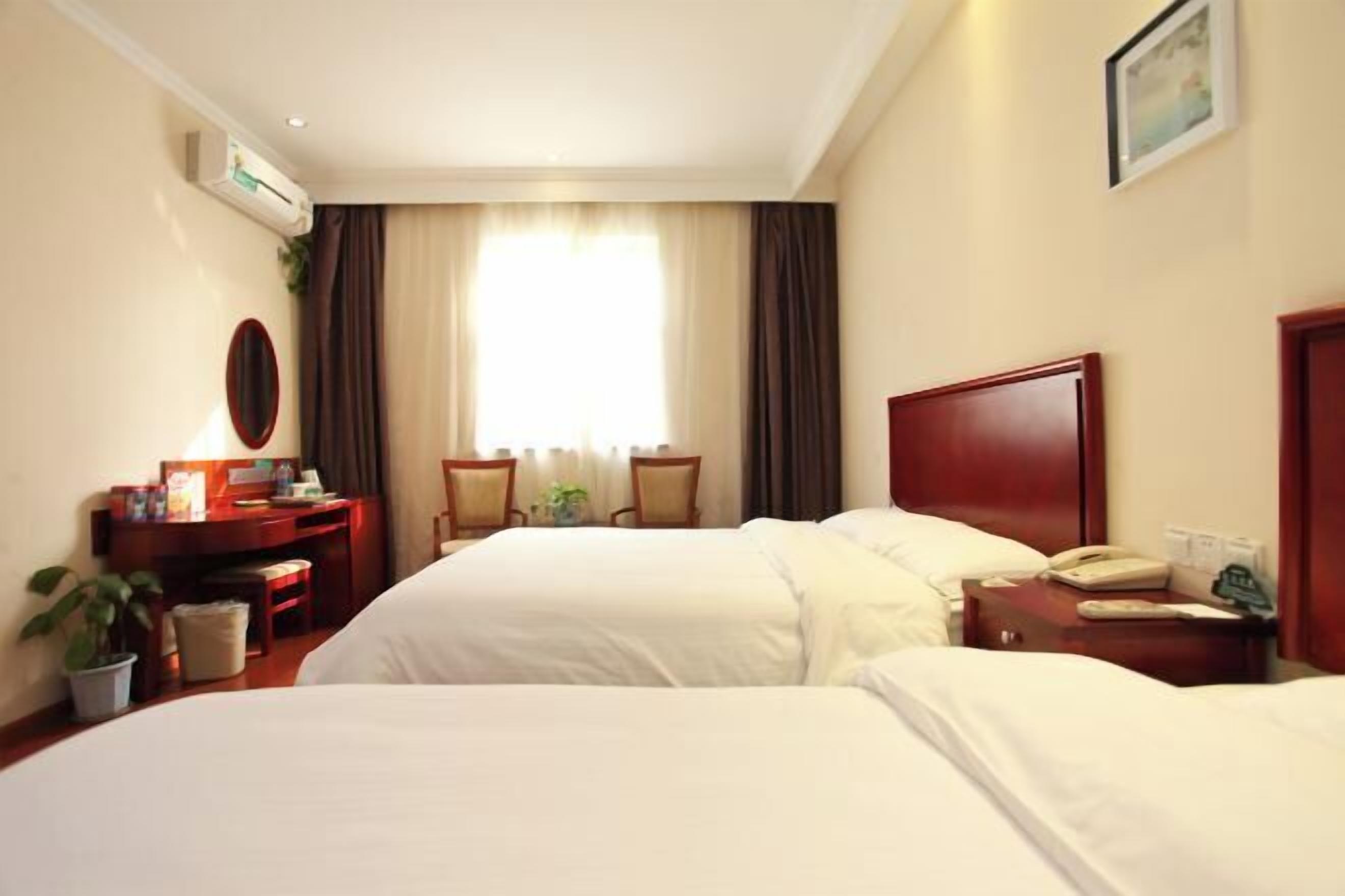 Blackout curtains, iron/ironing board, free WiFi