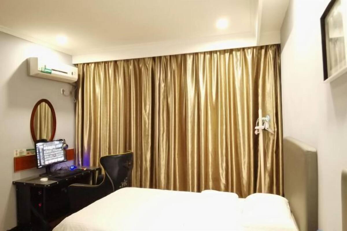 Blackout curtains, iron/ironing board, free WiFi