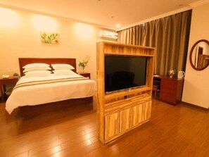 Blackout curtains, iron/ironing board, free WiFi - GreenTree Inn TangShan North Station South Ring Road Hotel (Tangshan)