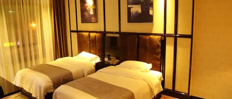 Langsir/tirai gelap terus, seterika/papan seterika, Wi-fi percuma