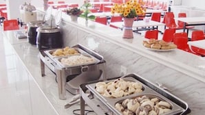 Makanan dan minuman