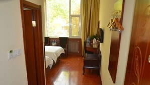 遮光布/窗簾、熨斗/熨衣板、免費無線上網